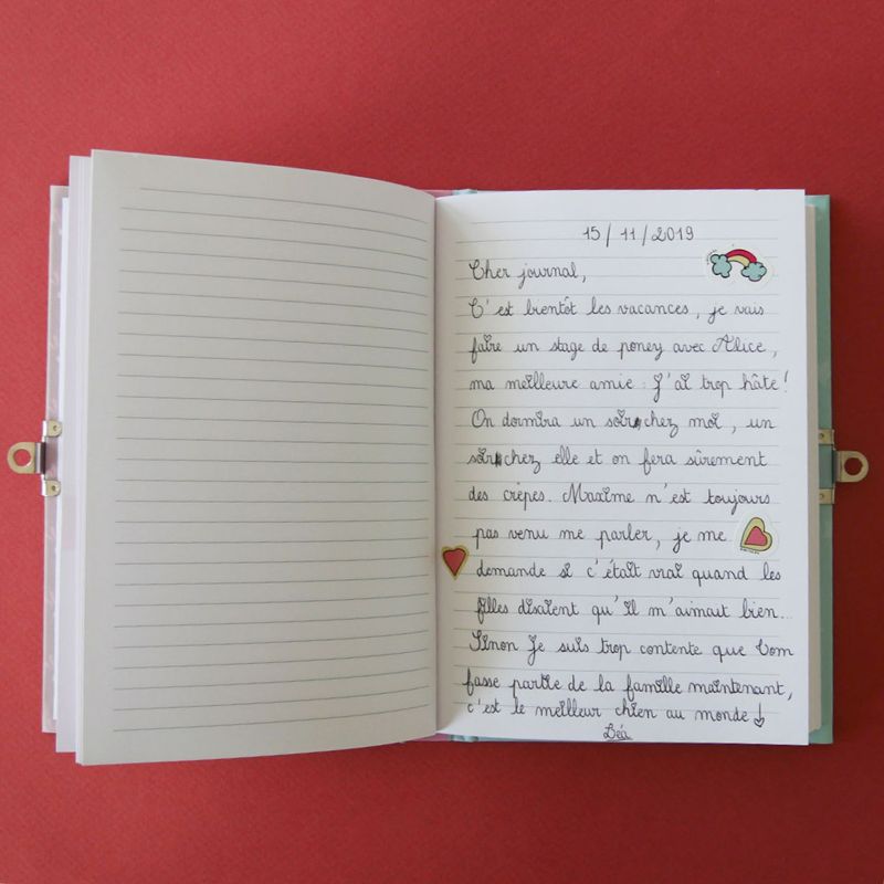 Journaling : faut-il garder un journal intime ou un carnet de