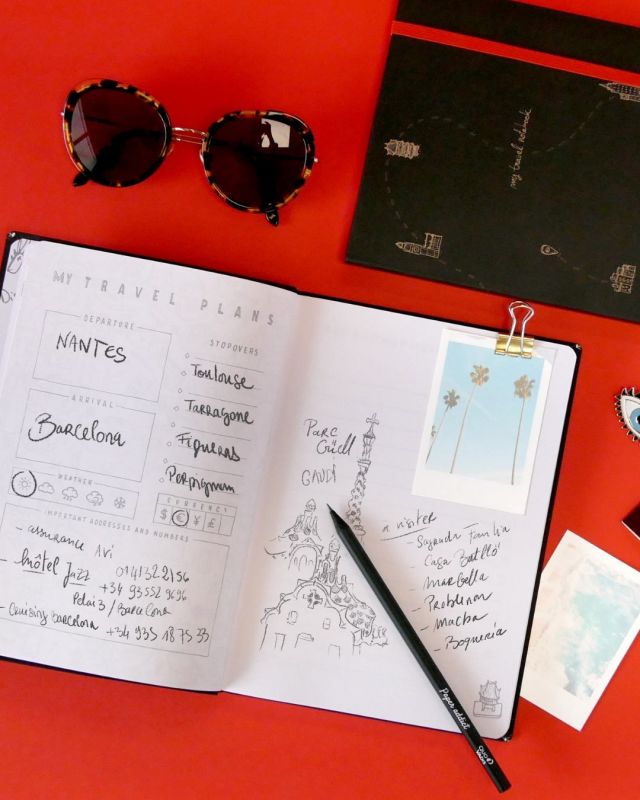 LET'S TRAVEL ✈️ Organisez vos voyages avec notre Travel NoteBook ! Un carnet, crée avec @docteurpaper, dédié à l'organisation de vos vacances (planning, checklists, budget, programme jour par jour, notes..) 🧳 #travel #voyage #carnetdevoyage #carnet #papeterie #papateriefrançaise #docteurpaper #quovadisfrance